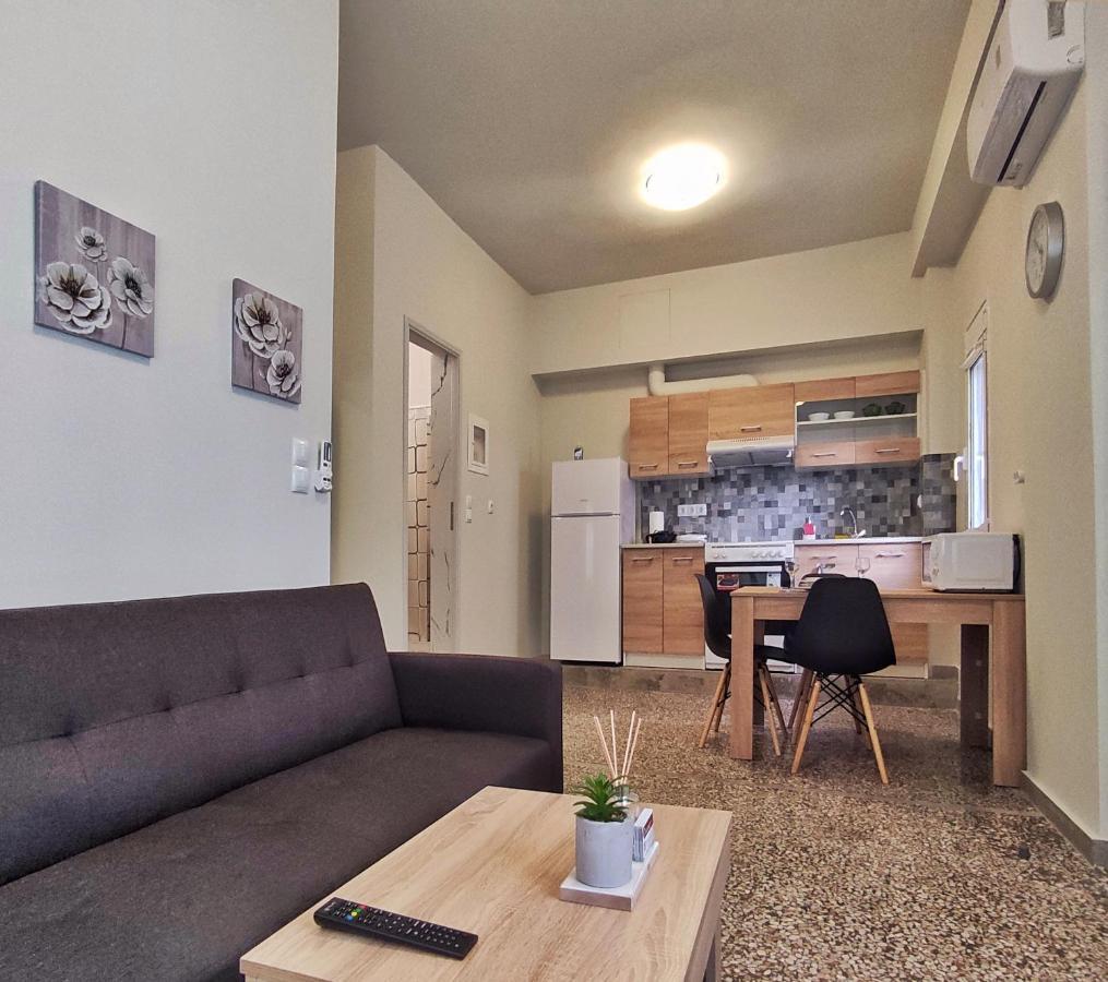 Garnet 3 Apartment Kalamata Ngoại thất bức ảnh
