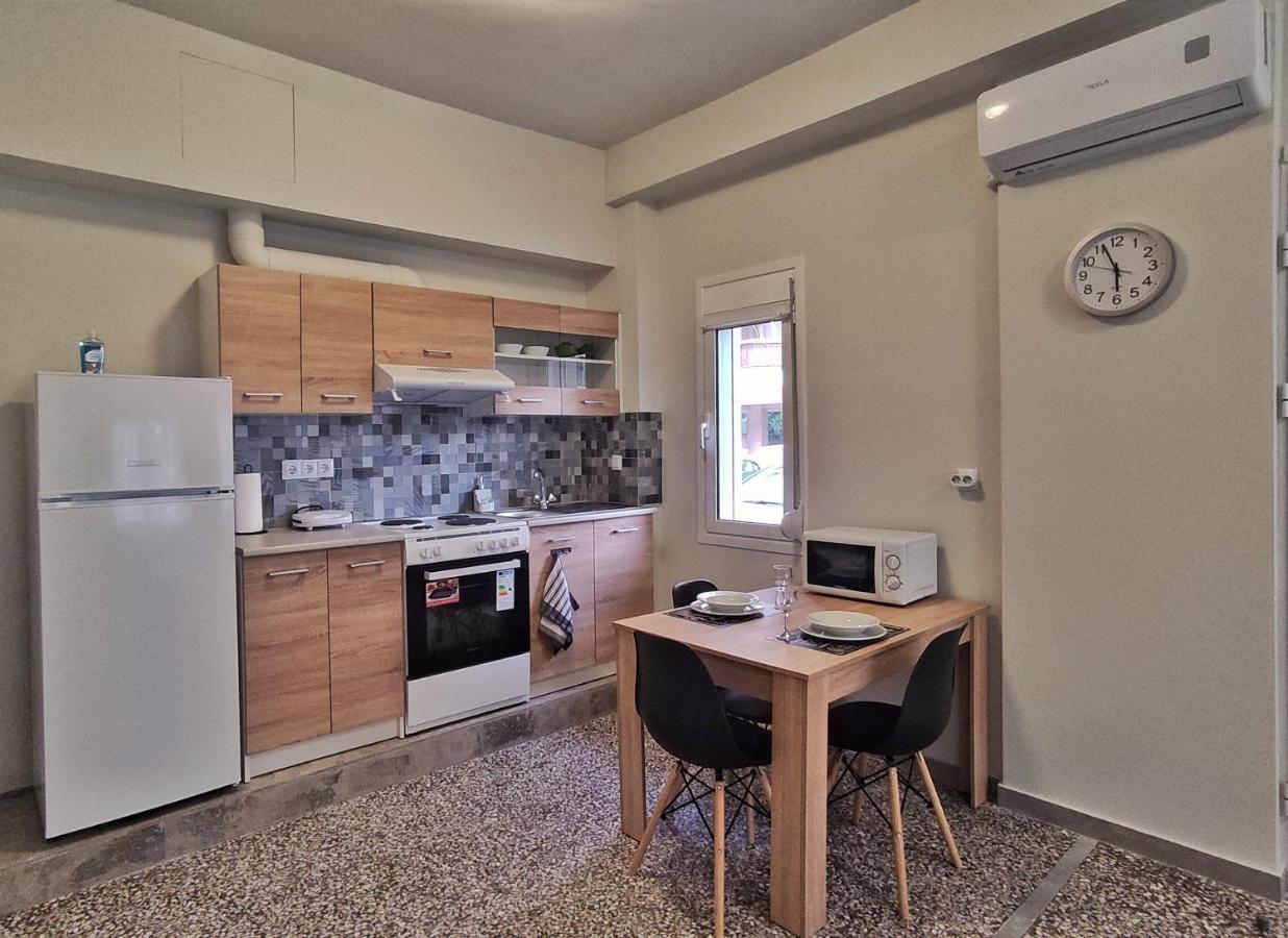Garnet 3 Apartment Kalamata Ngoại thất bức ảnh