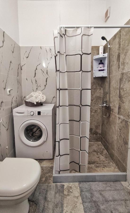 Garnet 3 Apartment Kalamata Ngoại thất bức ảnh