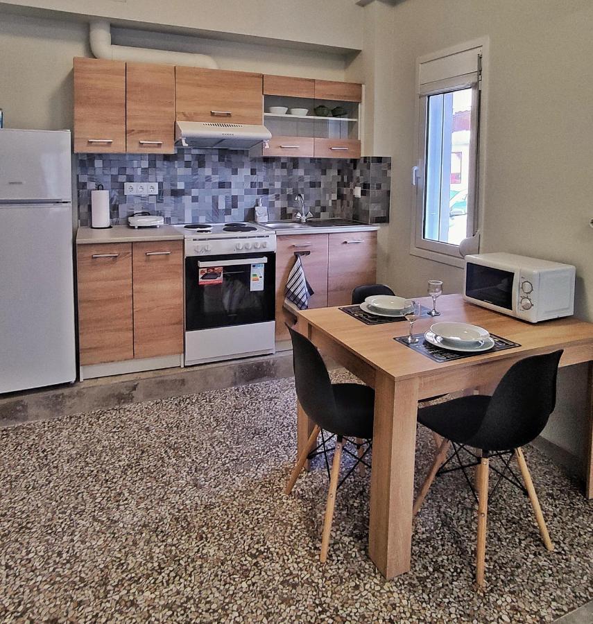 Garnet 3 Apartment Kalamata Ngoại thất bức ảnh