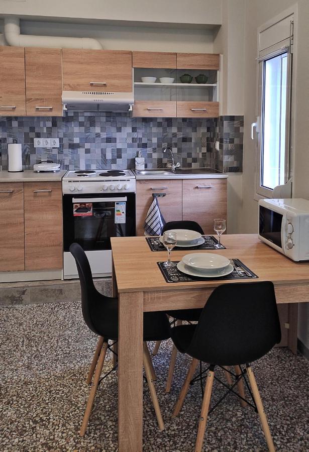 Garnet 3 Apartment Kalamata Ngoại thất bức ảnh